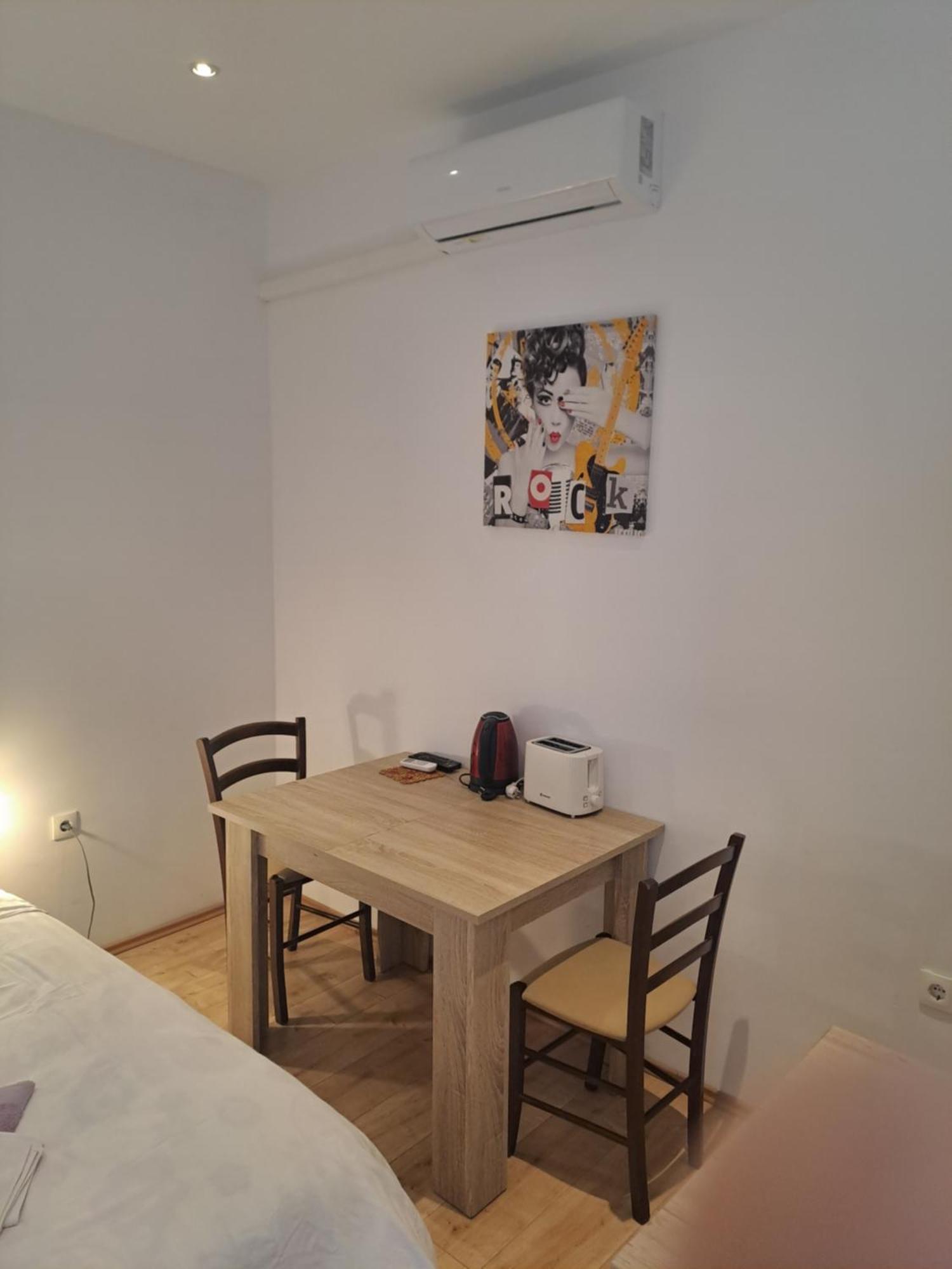 Zana Apartments Stari Grad  Esterno foto